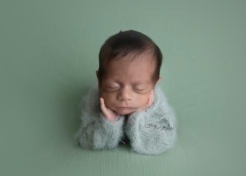 1,2,3 Smile Photography | Gray Cres, Yagoona NSW 2199, Australia | Phone: 0480 761 655