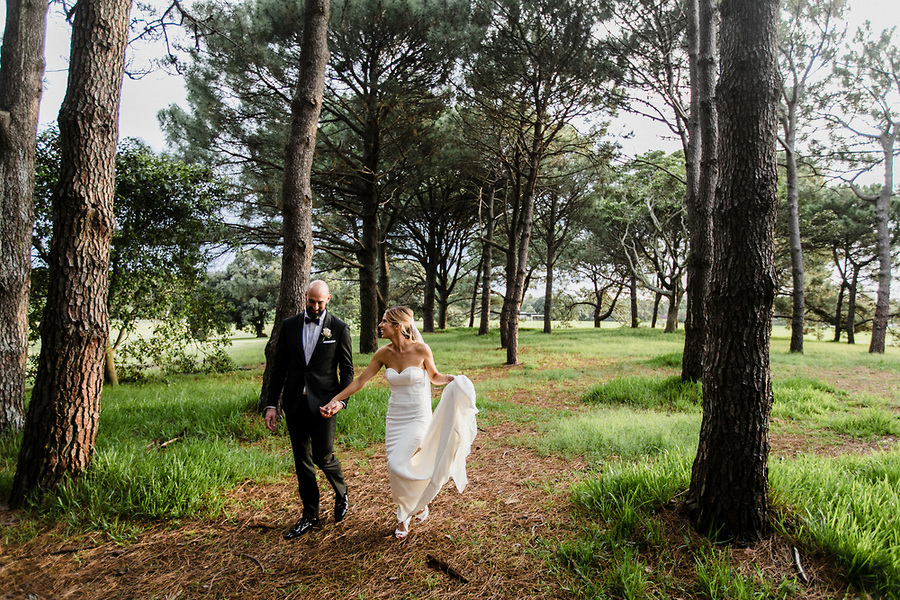 Milton Gan Weddings | 5 MacKenzie St, Hackett ACT 2602, Australia | Phone: 0424 531 368