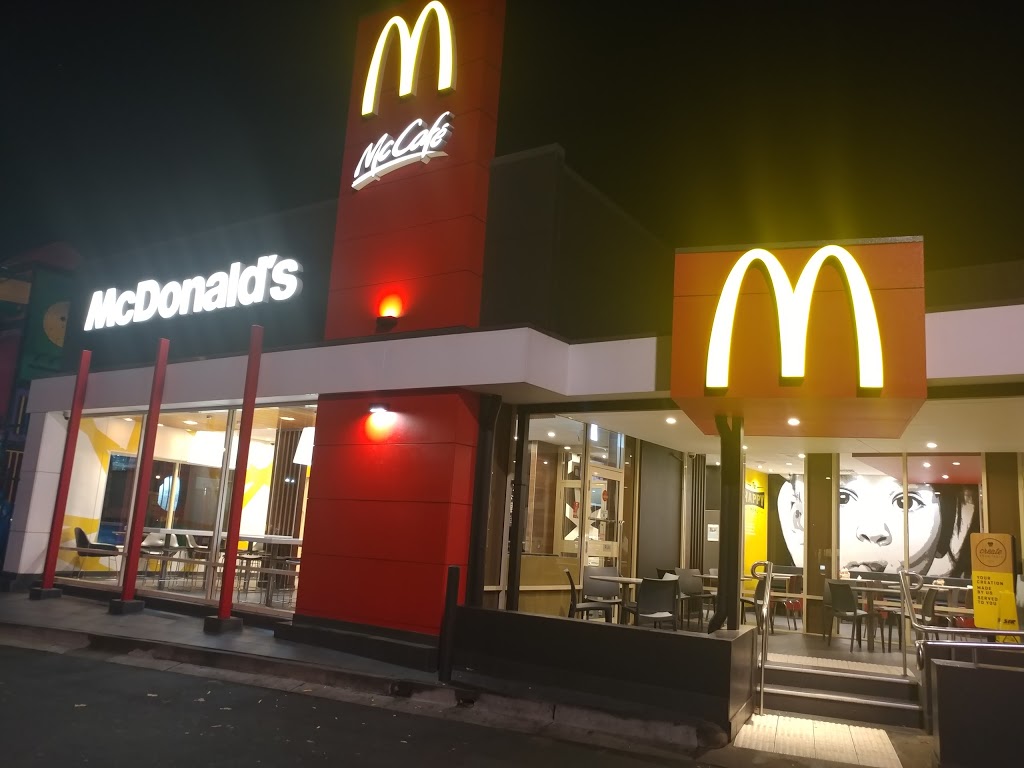 McDonalds Griffith | meal takeaway | Cnr Crossing Streets & Banna Streets, Griffith NSW 2680, Australia | 0269644095 OR +61 2 6964 4095