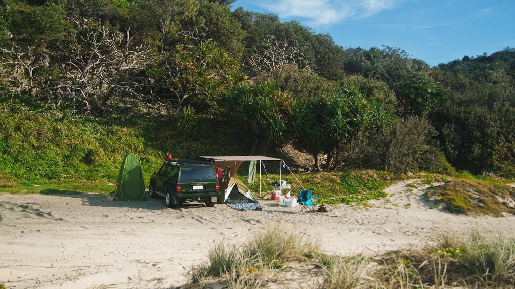 Teewah Camping Zone (Southern Entrance) | LOT 1 Queen Elizabeth Dr, Cooloola Cove QLD 4580, Australia | Phone: 13 74 68