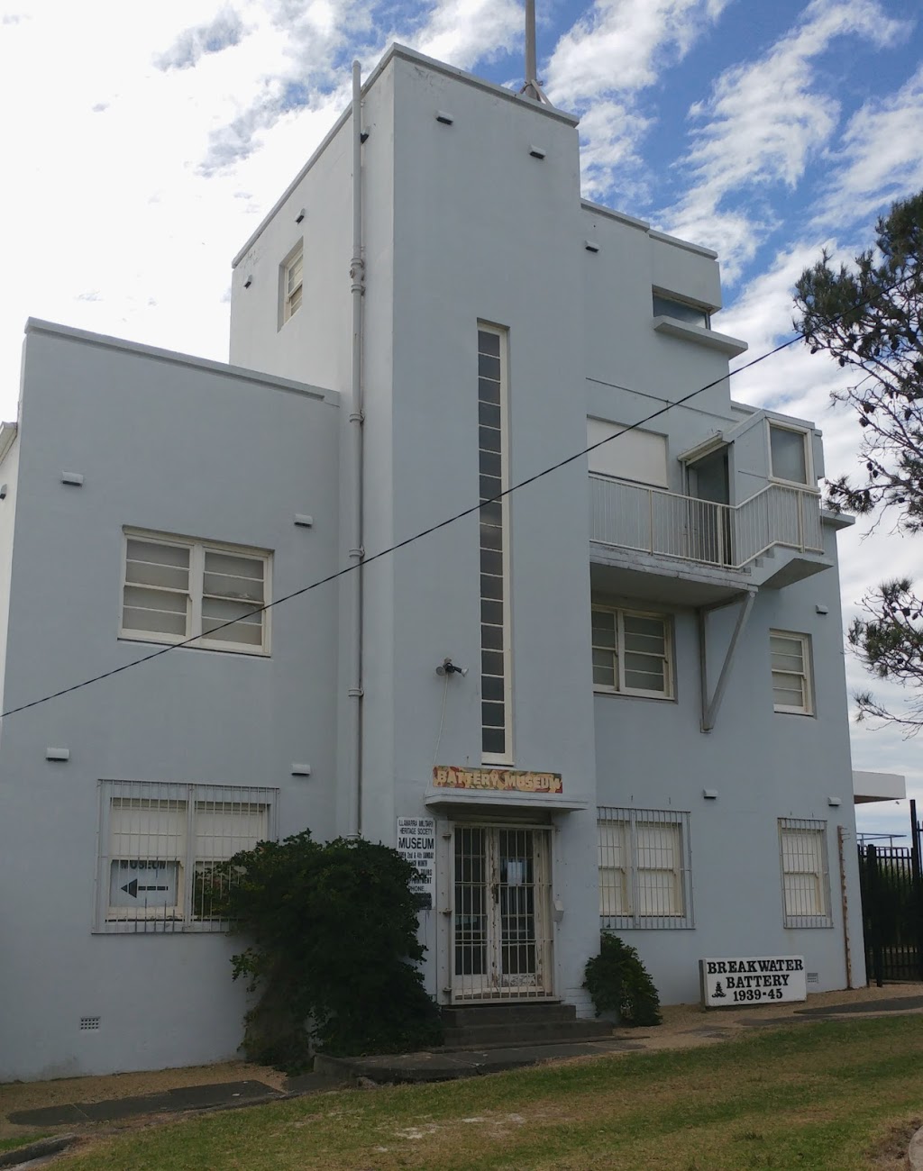 Illawarra Military Heritage Museum | museum | Gloucester Blvd, Port Kembla NSW 2505, Australia