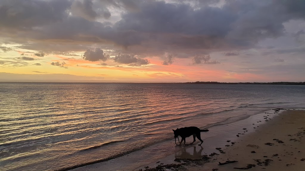 Dog Beach Part Of Red Beach | park | Benalong St, Woorim QLD 4507, Australia