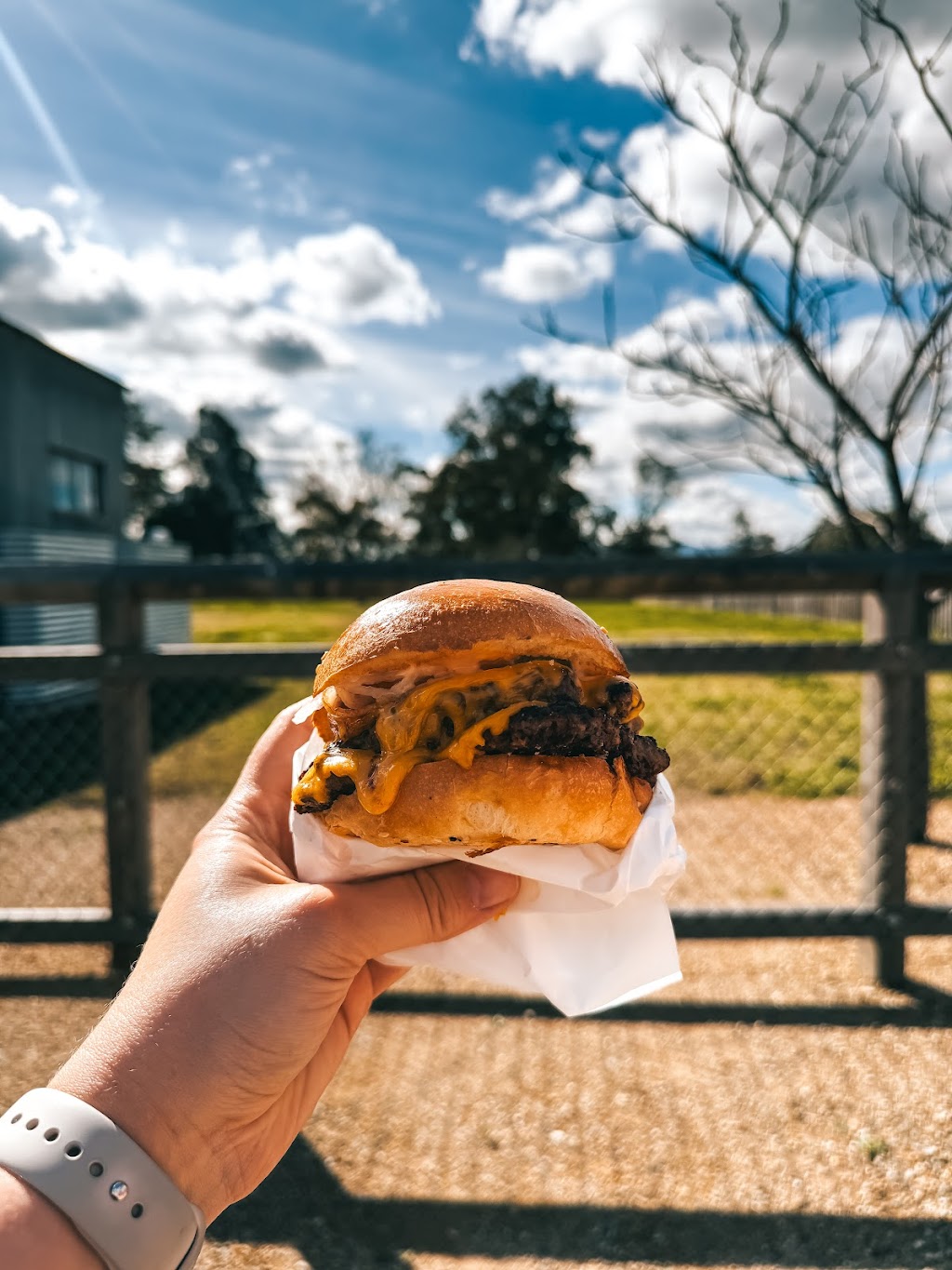 Burgers by HMC | 47 Maitland St, Branxton NSW 2335, Australia | Phone: 0448 376 388