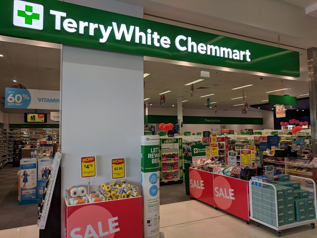 TerryWhite Chemmart Redlynch | Redlynch Shopping Centre T29 Redlynch Connection Road &, Larsen Rd, Redlynch QLD 4870, Australia | Phone: (07) 4039 3266