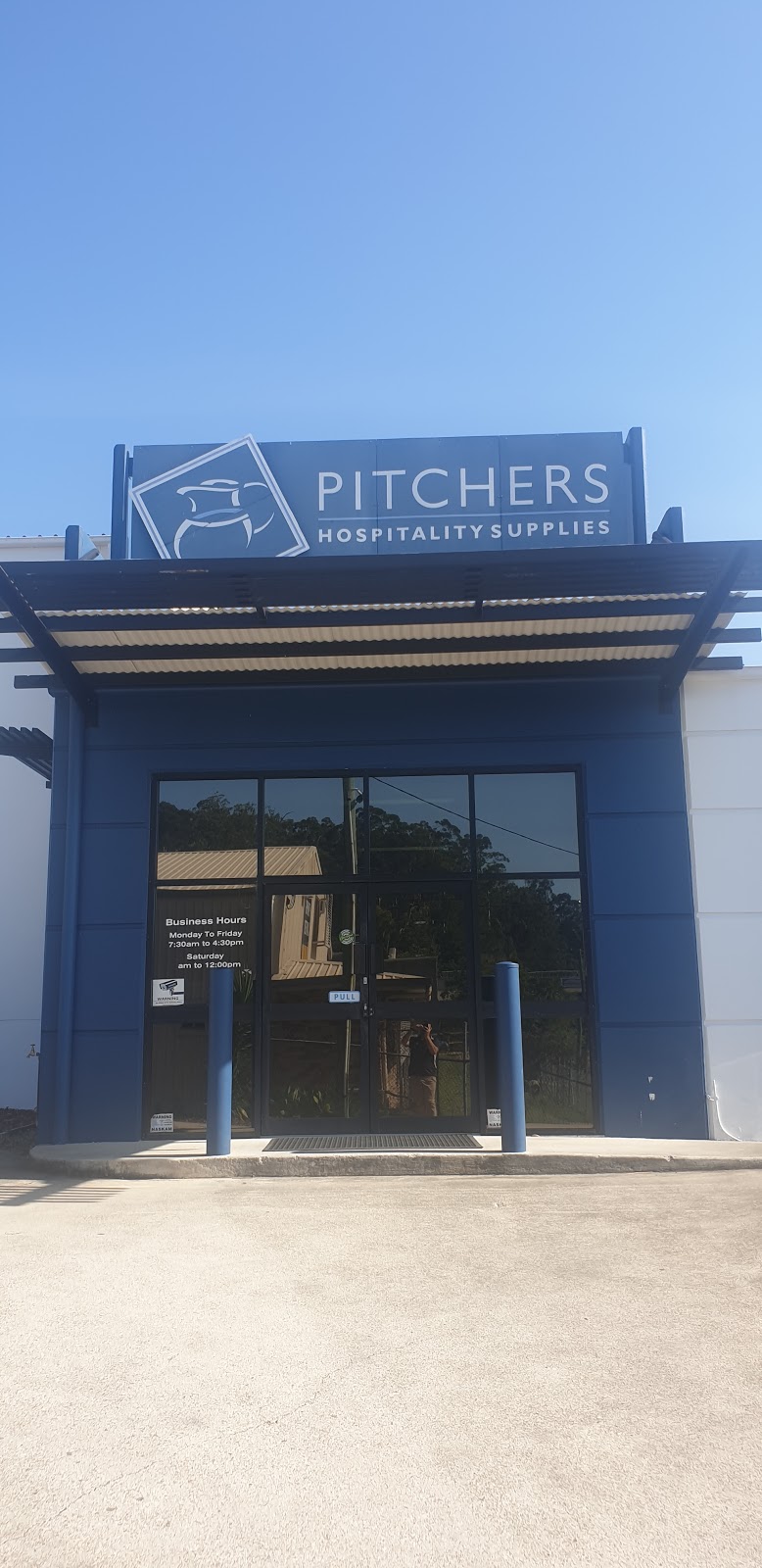 Pitchers Hospitality Supplies | store | 10 Tectonic Cres, Kunda Park QLD 4556, Australia | 0754767466 OR +61 7 5476 7466