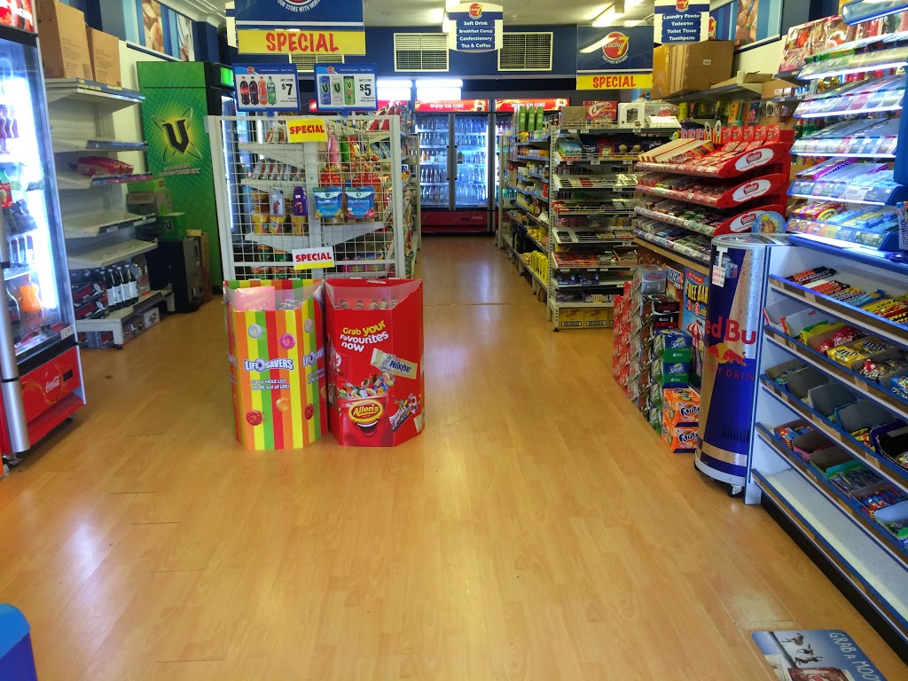 Lucky 7 convenience shop | 162 Oak Rd, Kirrawee NSW 2232, Australia | Phone: (02) 9538 1763