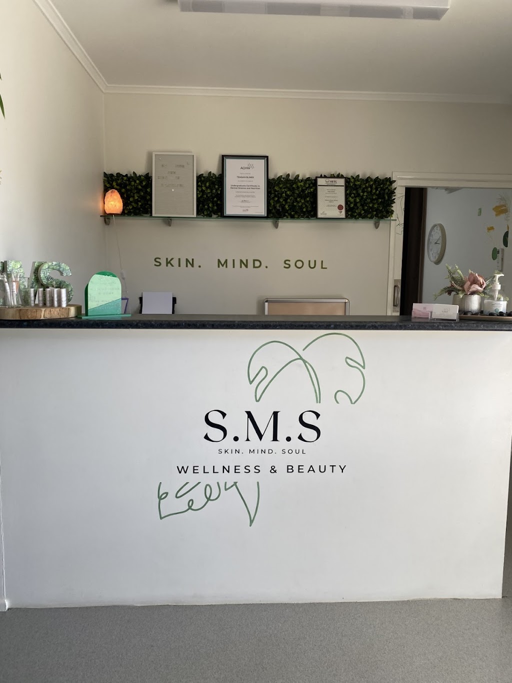 S.M.S Wellness and Beauty | Shop 6/10 Mayfair Dr, Emerald QLD 4720, Australia | Phone: 0439 235 674