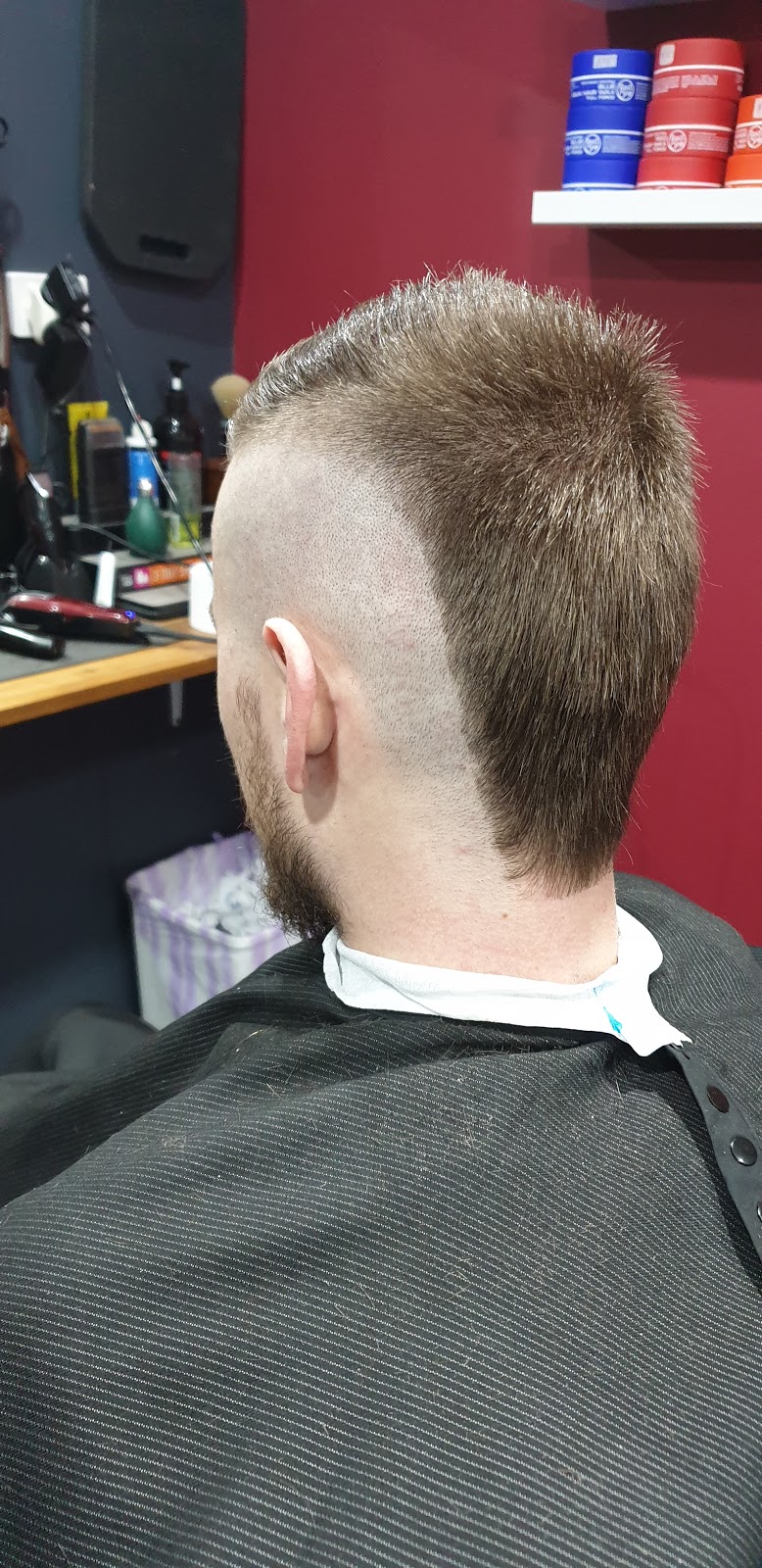 Excellence barber Cranbourne north | 10 Waverley Park Dr, Cranbourne North VIC 3977, Australia | Phone: 0421 125 886