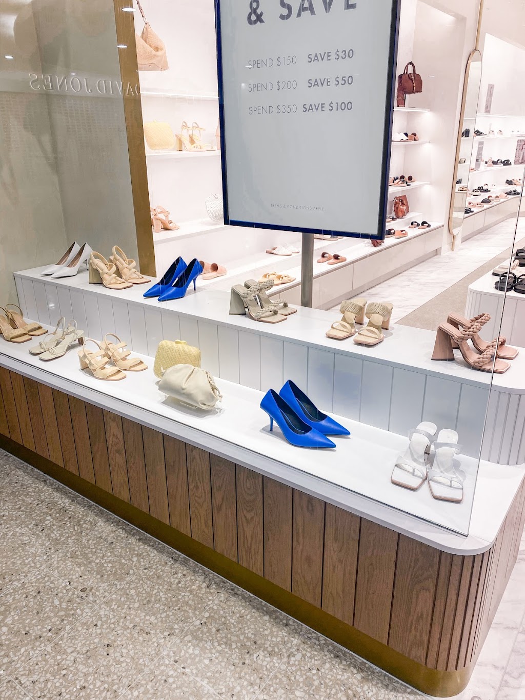Jo Mercer Bondi | Shop 2002, Westfield Bondi Junction, Bondi NSW 2022, Australia | Phone: (02) 9184 7971