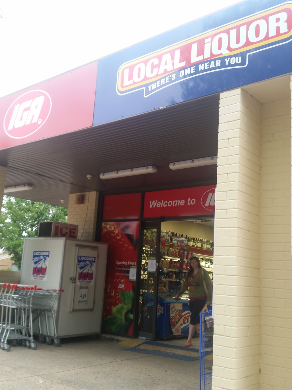 IGA | supermarket | 1 Holt Pl, Holt ACT 2615, Australia | 0262544694 OR +61 2 6254 4694