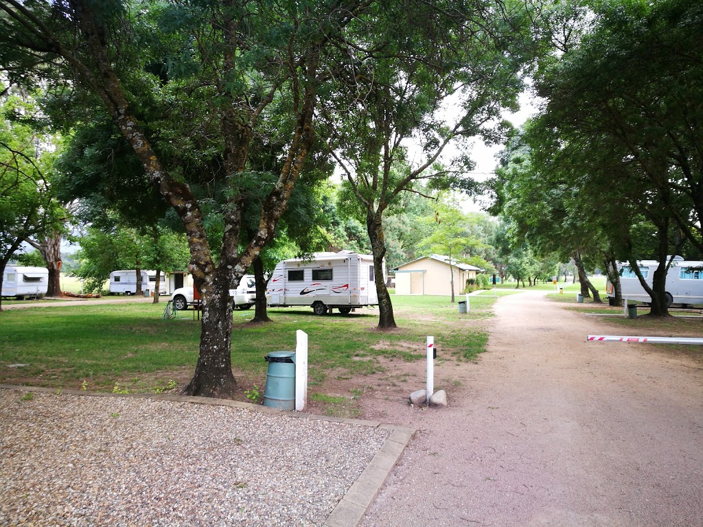 Valleyview Caravan Park | rv park | 6 Valley View Dr, Whitfield VIC 3733, Australia | 0357298350 OR +61 3 5729 8350