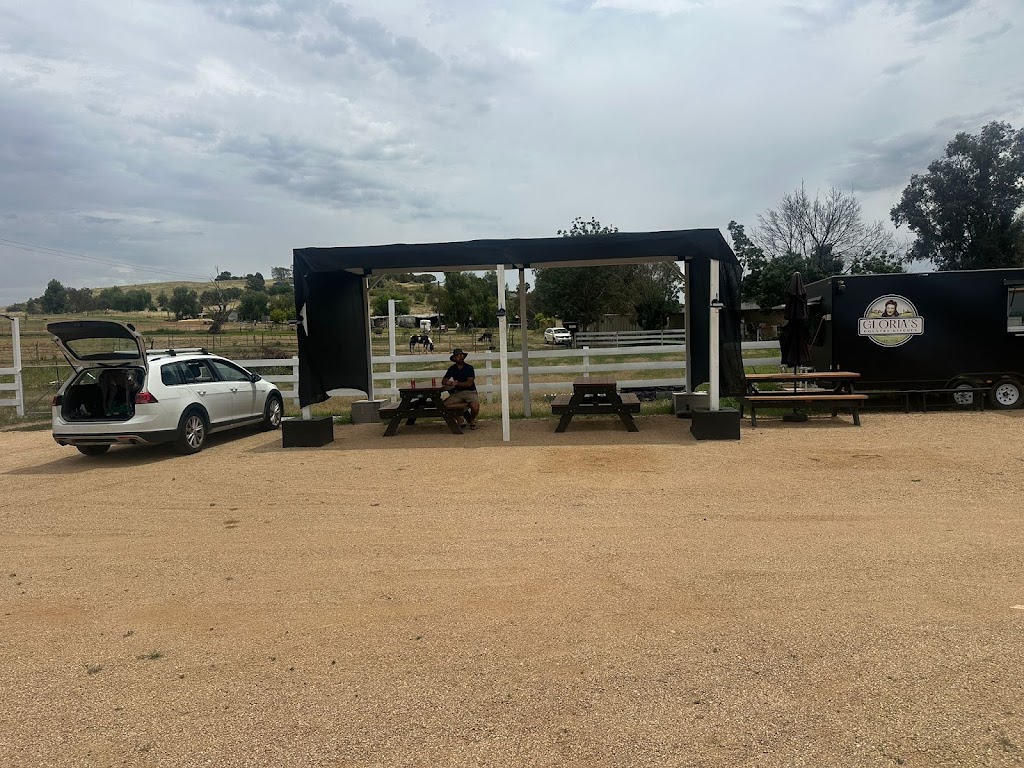 Glorias Country Kitchen | 4220 Belubula Way, Moorbel NSW 2804, Australia | Phone: 0468 923 951
