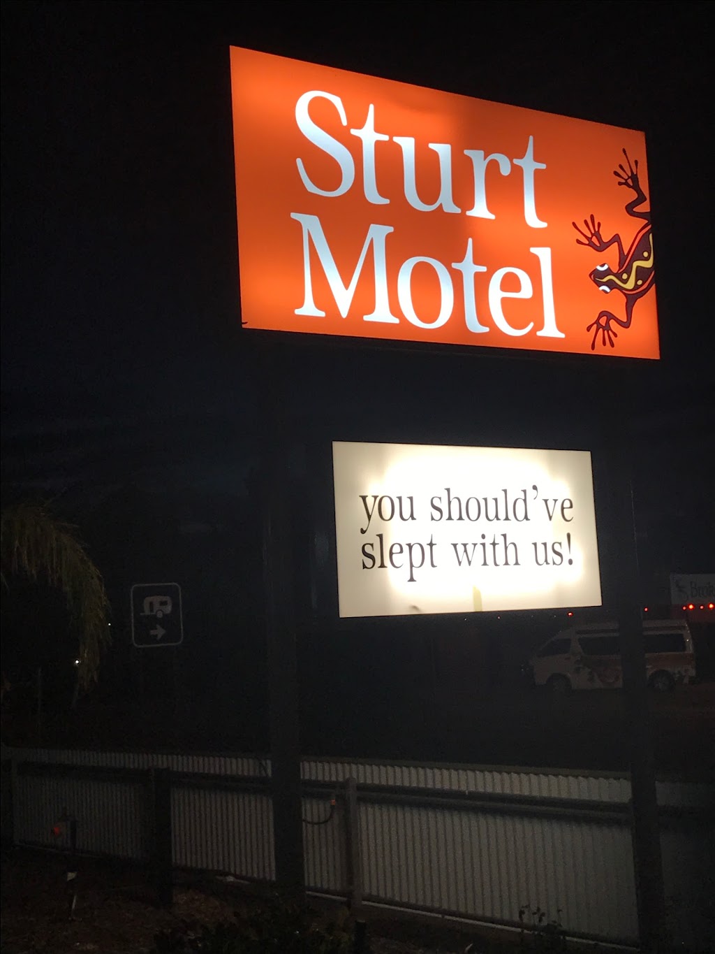 Sturt Motel Broken Hill | 153 Rakow St, Broken Hill NSW 2880, Australia | Phone: (08) 8087 3558