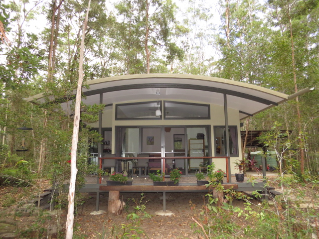 Atherton Tablelands Birdwatchers Cabin | park | 114 Webster Rd, Wondecla QLD 4887, Australia | 0742010993 OR +61 7 4201 0993