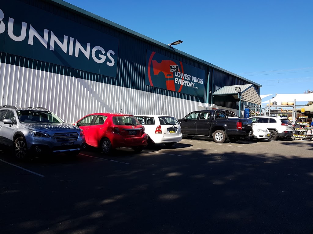 Bunnings Valley Heights | 26 Great Western Hwy, Valley Heights NSW 2777, Australia | Phone: (02) 4751 0600