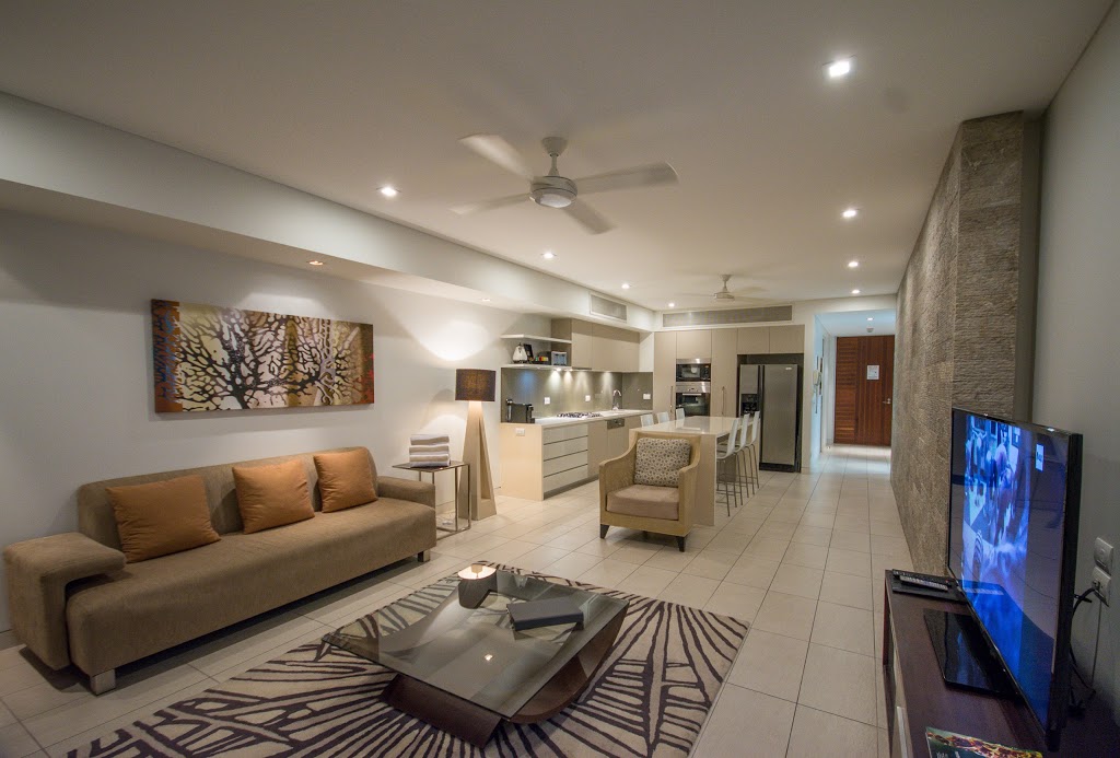 Coconut Grove Apartments Port Douglas | 56 Macrossan St, Port Douglas QLD 4877, Australia | Phone: (07) 4099 0600