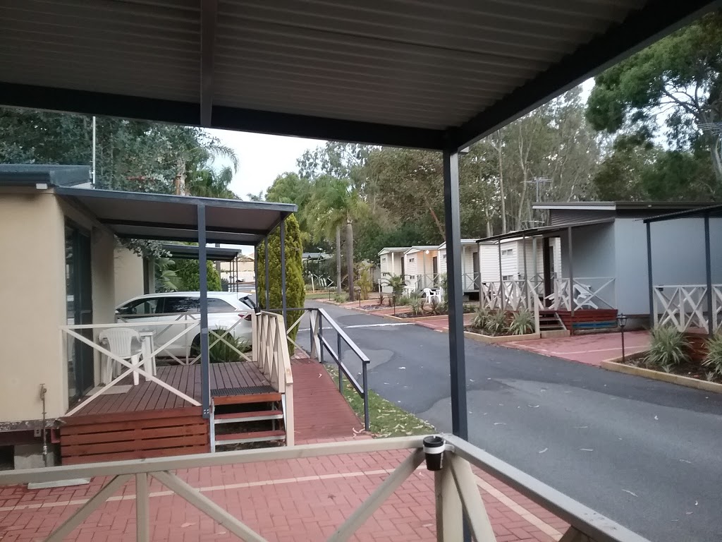 Acclaim Kingsway Tourist Park | campground | 2/16 Kingsway, Madeley WA 6065, Australia | 0894099267 OR +61 8 9409 9267