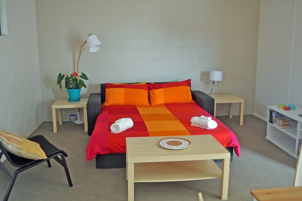 Blue Poles Bed & Breakfast | lodging | 242 Montville Mapleton Rd, Flaxton QLD 4560, Australia | 0403332749 OR +61 403 332 749