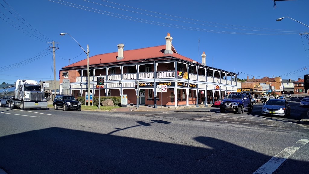 Macksville Hotel | 2/4 Wallace St, Macksville NSW 2447, Australia | Phone: (02) 6568 1033