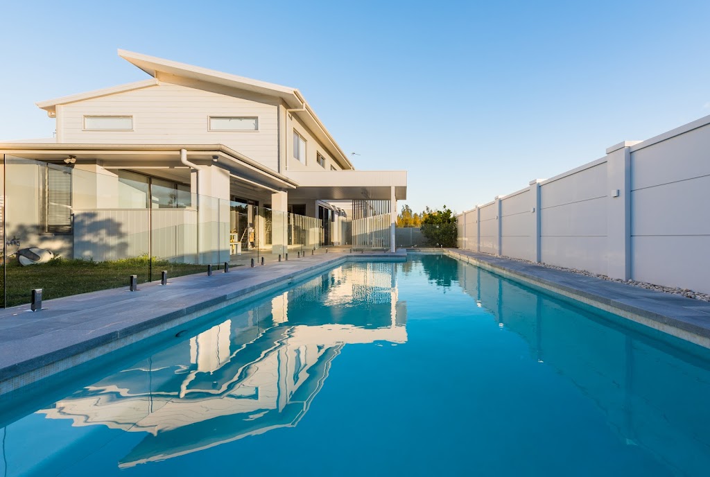 Watershed Pools | 43a Squires Cres, Coledale NSW 2515, Australia | Phone: 0409 247 443