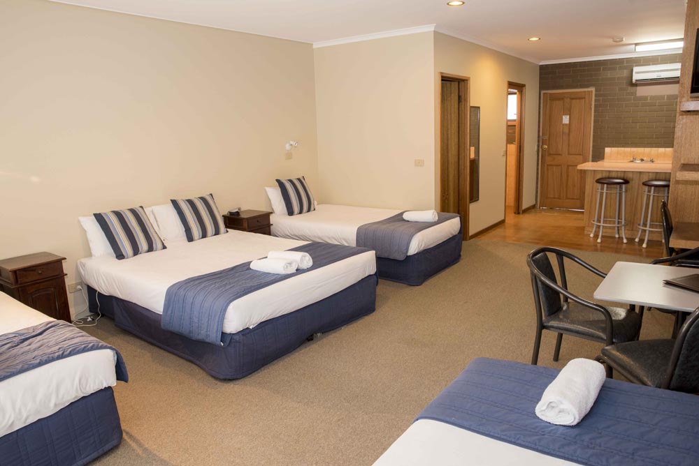 Barooga Country Inn Motel | Golf Course Rd, Barooga NSW 3644, Australia | Phone: (03) 5873 4357