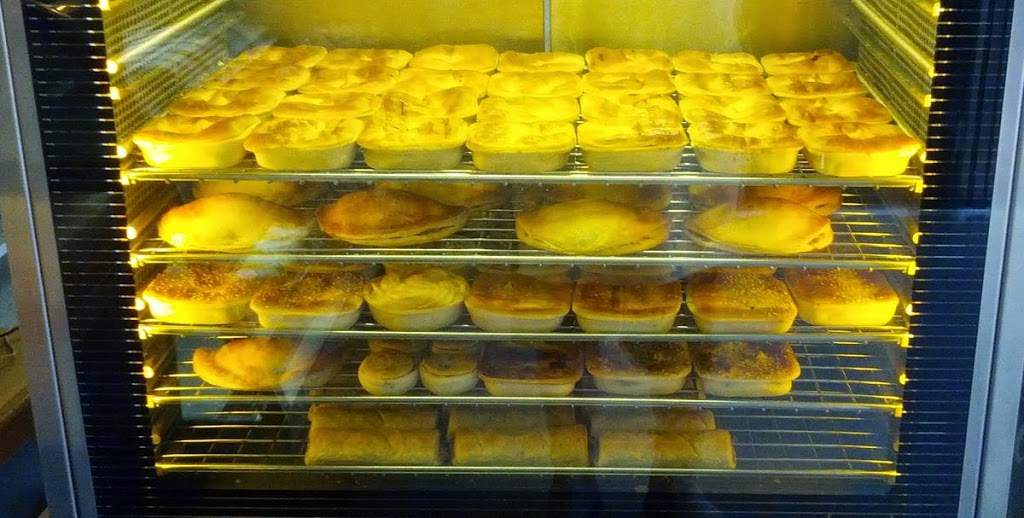 Peter Popes Pies | 509 Main Rd, Golden Point VIC 3350, Australia | Phone: (03) 5332 4415