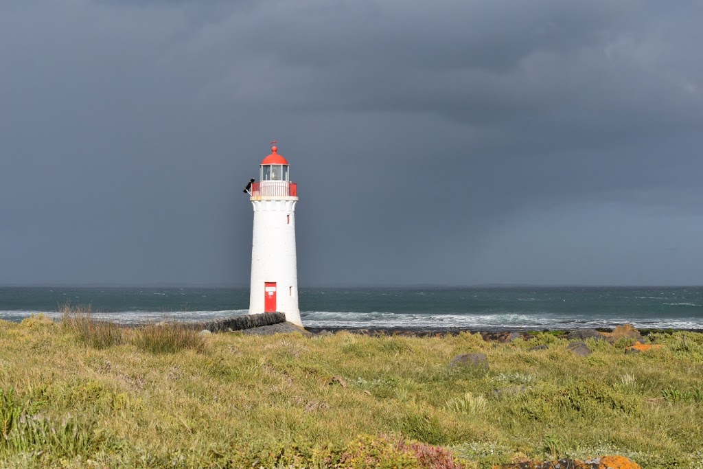 Griffiths Island Reserve | park | Griffiths Island, Port Fairy VIC 3284, Australia | 1300656564 OR +61 1300 656 564