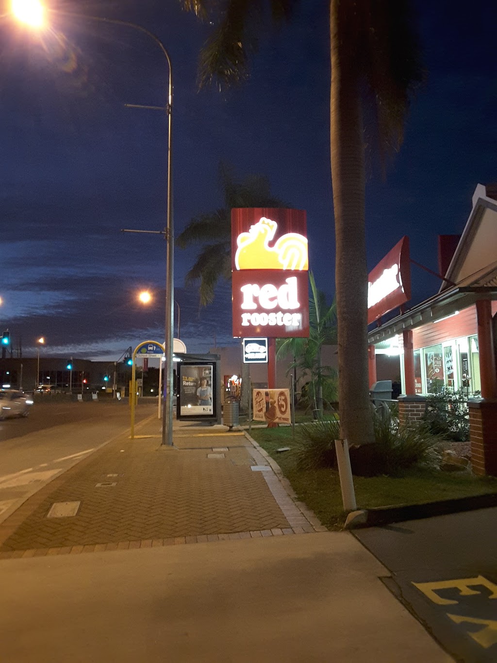 Red Rooster | restaurant | 171 Kelvin Grove Rd, Kelvin Grove QLD 4059, Australia | 0738310401 OR +61 7 3831 0401