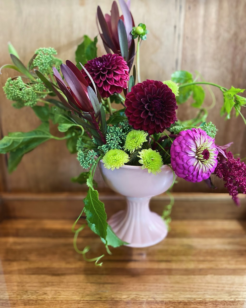 Juniper and Stone Florist | private Studio, Yackandandah VIC 3749, Australia | Phone: 0413 078 217
