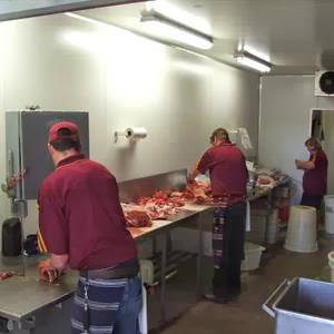 Barry Family Butchers | 230 Burys Rd, Beerwah QLD 4519, Australia | Phone: (07) 5494 6276