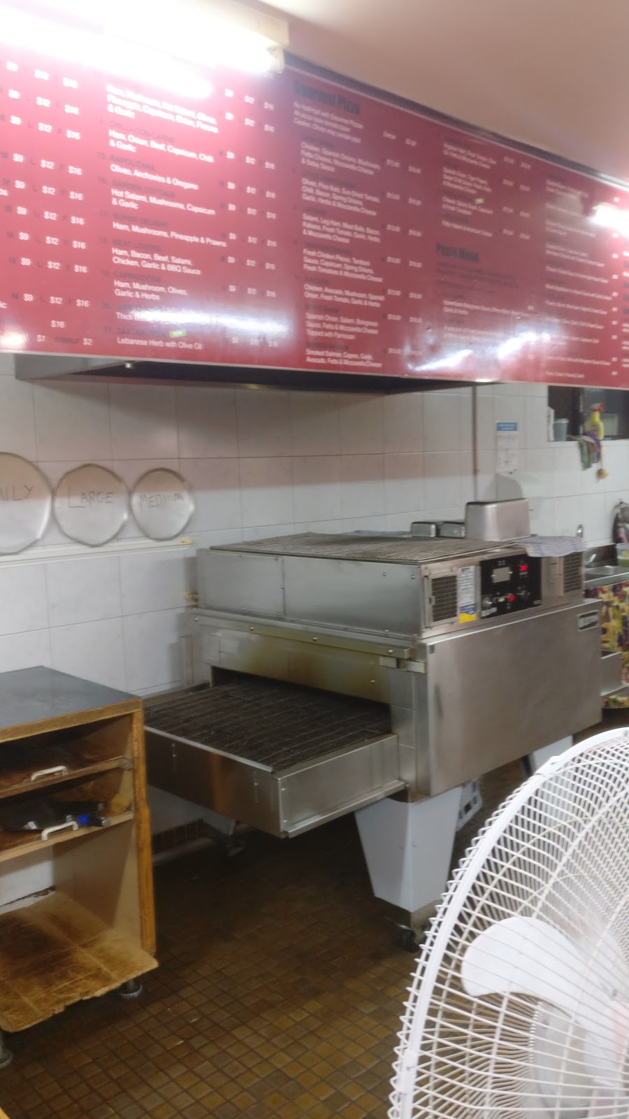 Little John Pizza and Pasta | meal takeaway | 18 Little John Rd, Warrandwood VIC 3134, Australia | 0398763122 OR +61 3 9876 3122