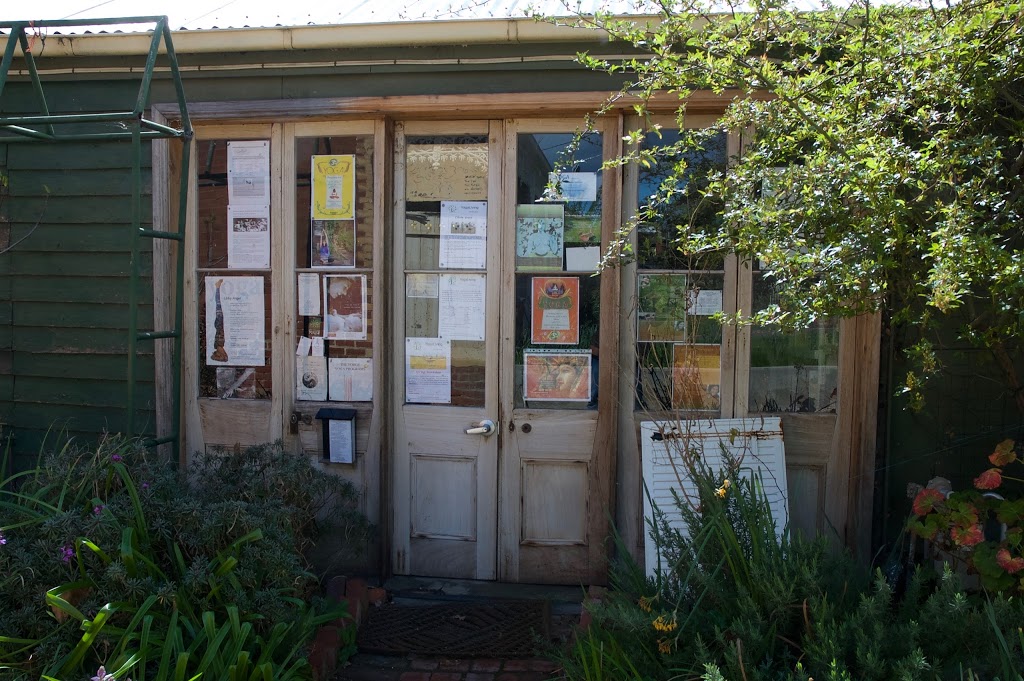 YogaLiving Castlemaine with Eliza Terry | 341 Barker St, Castlemaine VIC 3450, Australia | Phone: 0433 782 555