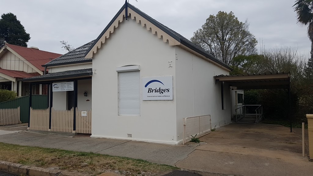 Bridges Financial Services | lawyer | 186 Russell St, Bathurst NSW 2795, Australia | 0263310411 OR +61 2 6331 0411