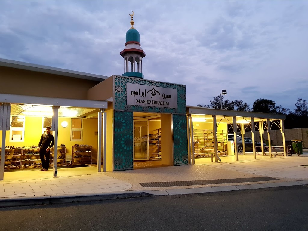 Masjid Ibrahim | mosque | 1526 Leslie St, Southern River WA 6110, Australia | 0412785919 OR +61 412 785 919