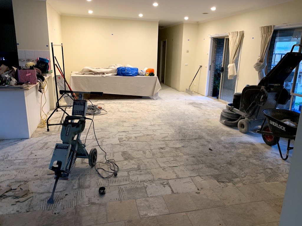 A1 Complete Tile Removal Pty Ltd | 39-45 Spalding Ave, Sunshine VIC 3020, Australia | Phone: 1300 512 441