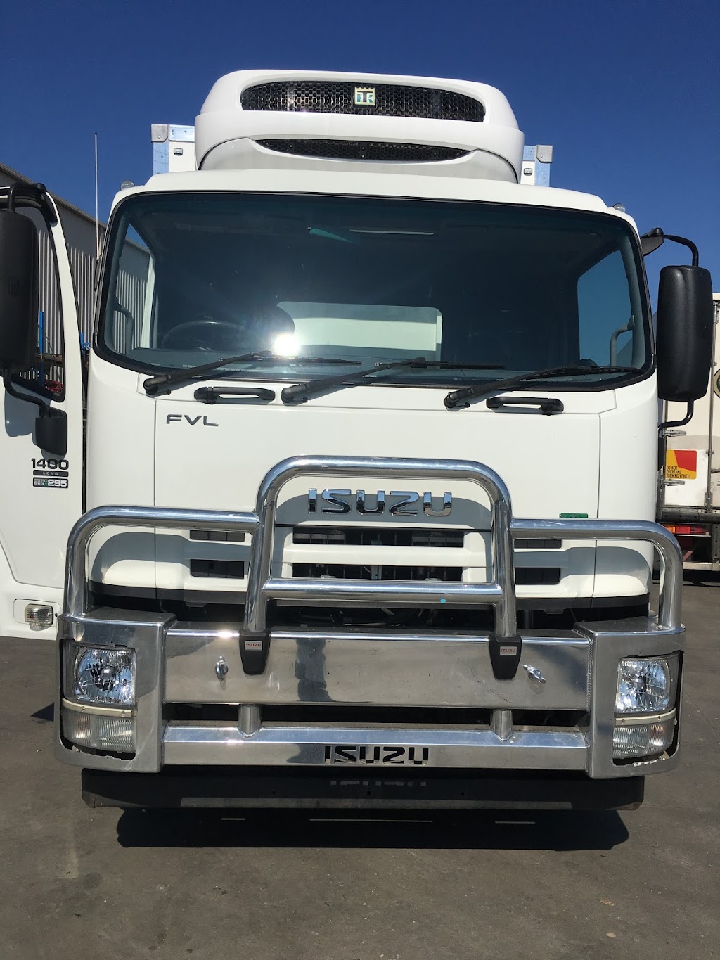 Yatish Transport Pty Ltd | 1255 Boundary Rd, Tarneit VIC 3029, Australia | Phone: (03) 9088 8074