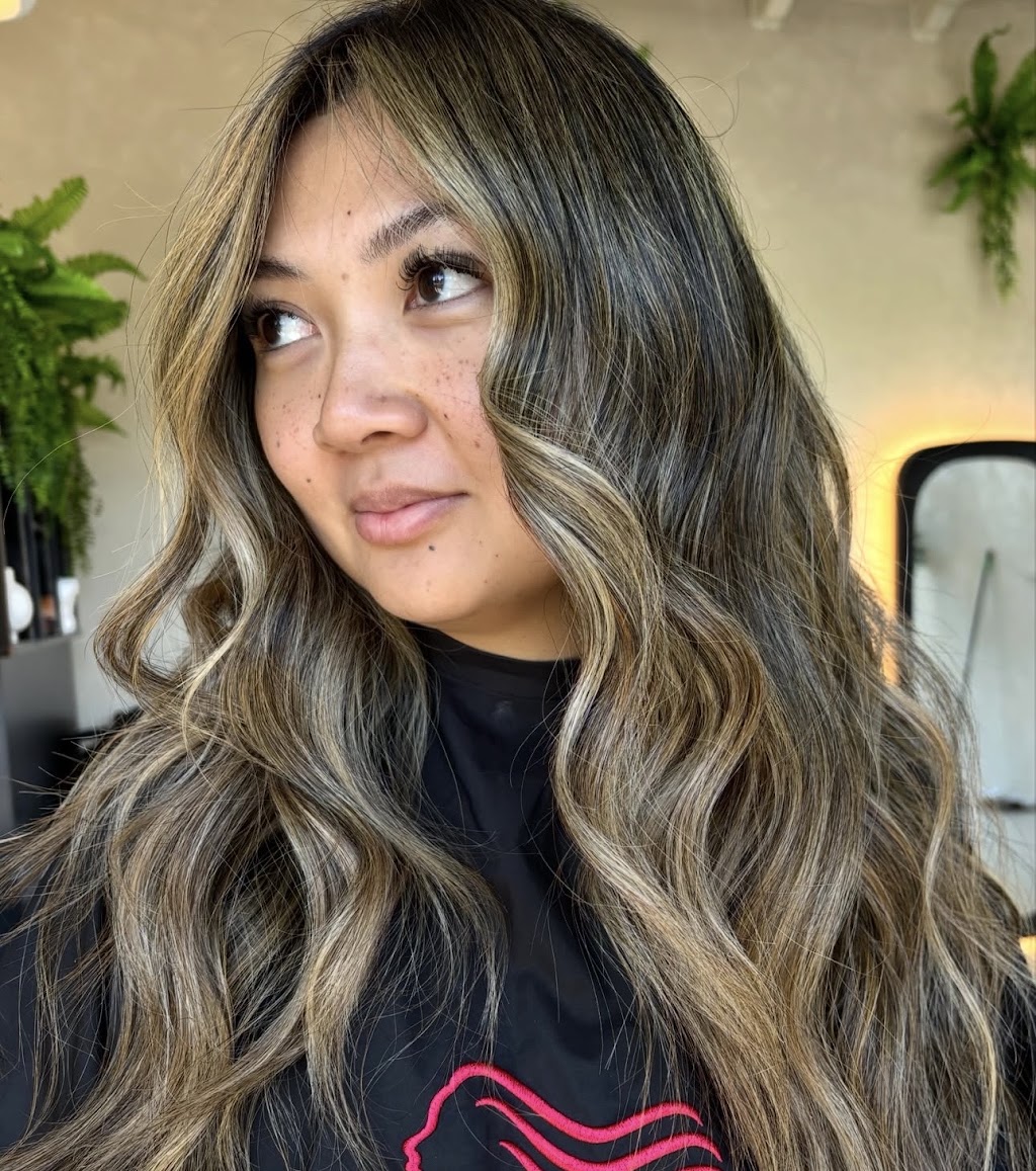 The Black Palm Studio - Salon | 3 Centreline Pl, Robina QLD 4226, Australia | Phone: 0407 234 630