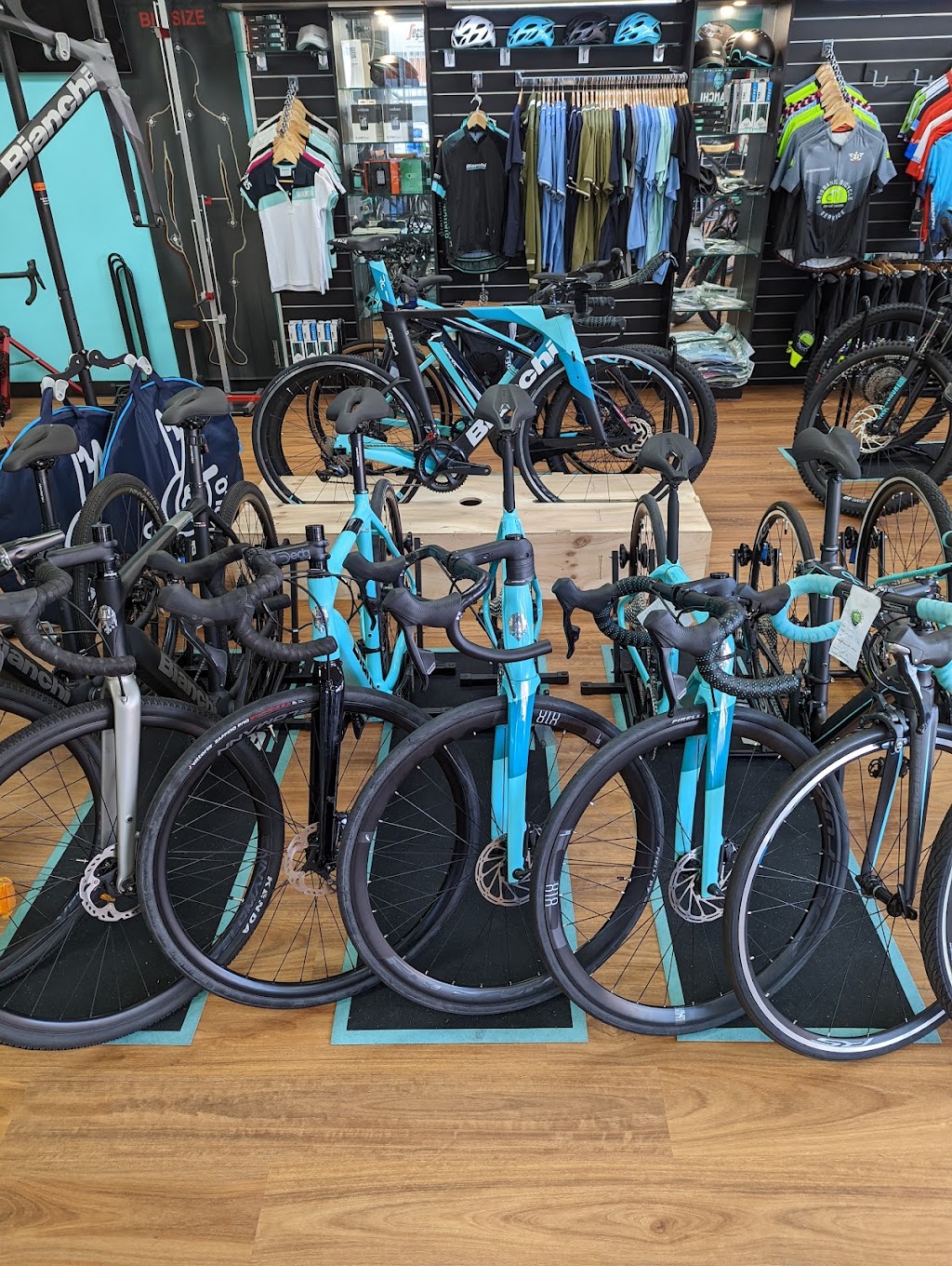 Brisbane Bicycle Service | 100 Campbell St, Bowen Hills QLD 4006, Australia | Phone: (07) 2142 1721