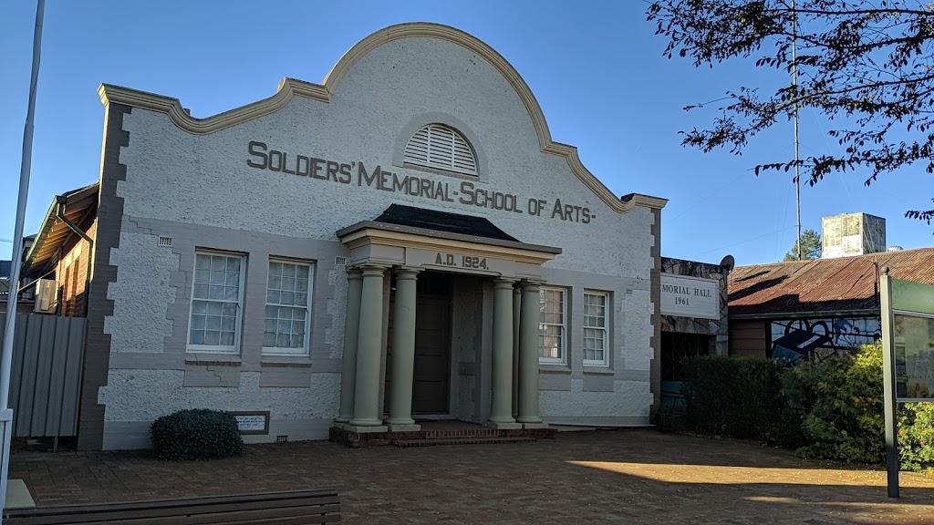 ARDLETHAN SOLDIERS MEMORIAL SCHOOL OF ARTS AND MEMORIAL HALL | school | 46 Ariah St, Ardlethan NSW 2665, Australia | 0269882055 OR +61 2 6988 2055