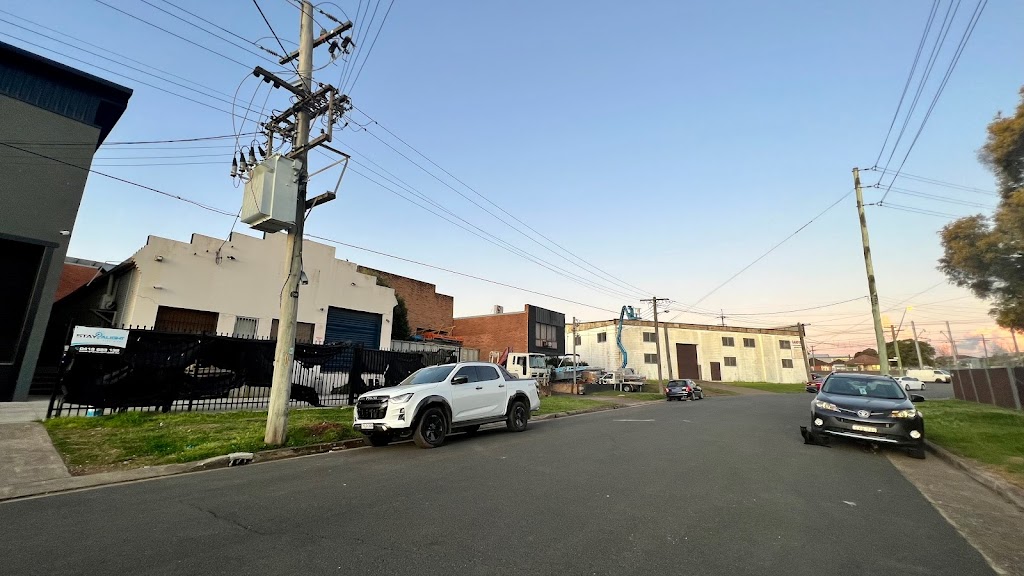 Mobile Mart | 5 Cann St, Guildford NSW 2161, Australia | Phone: 1300 349 366