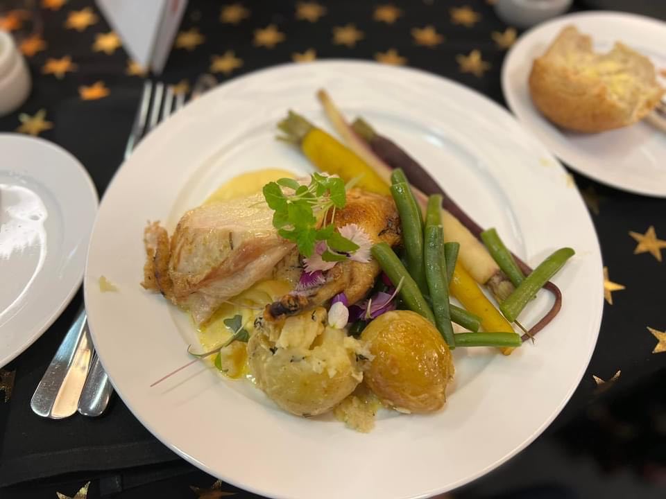 Moreton Bay Kitchen | Deception Bay Club, 32 Bayview Terrace, Deception Bay QLD 4508, Australia | Phone: 0434 969 249