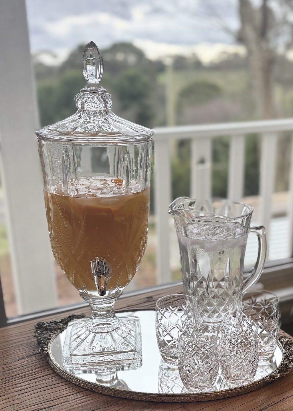 Gembrook Manor Bed & Breakfast / High Tea | 10 Gembrook-Launching Pl Rd, Gembrook VIC 3783, Australia | Phone: 0422 205 568
