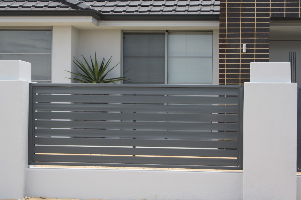 Swift Fencing | 3 Ditchingham Pl, Australind WA 6233, Australia | Phone: (08) 9725 8333