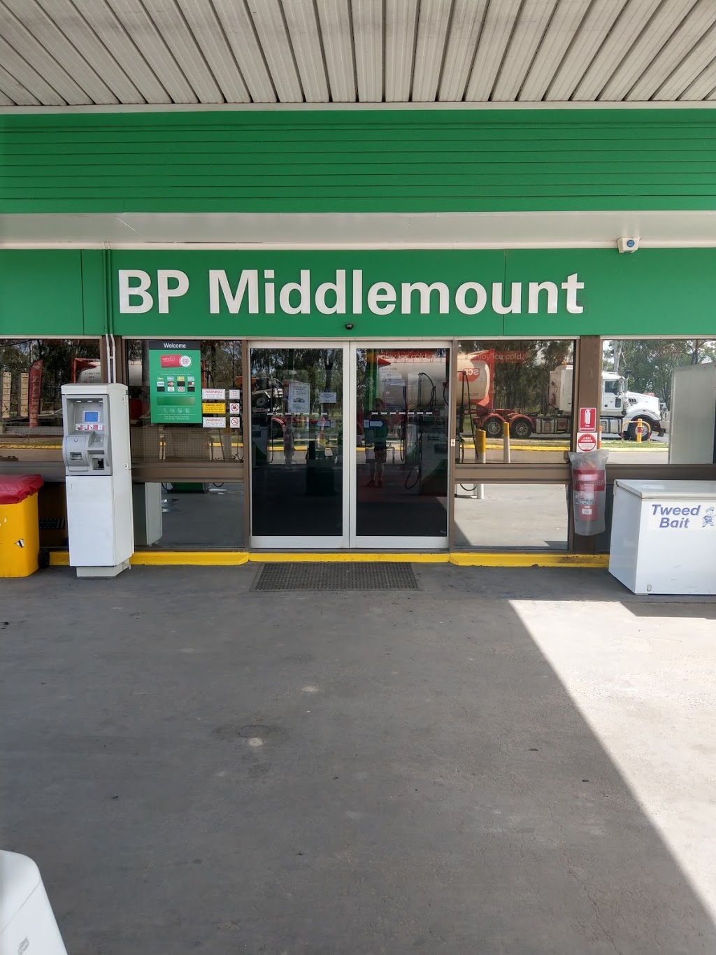 BP | gas station | 1 Centenary Dr N, Middlemount QLD 4746, Australia | 0749857315 OR +61 7 4985 7315