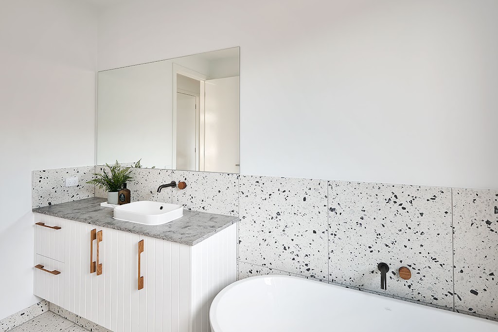 Hamlan Homes - Armstrong Estate | 226 Sovereign Dr, Mount Duneed VIC 3217, Australia | Phone: (03) 5222 5555