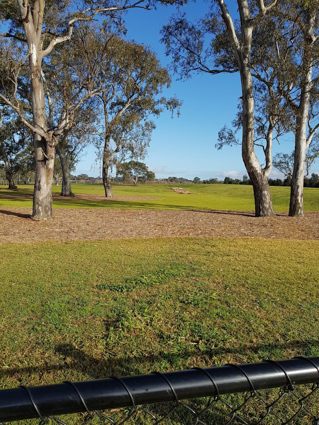 Dog Park | park | Villiers Rd, Keysborough VIC 3173, Australia