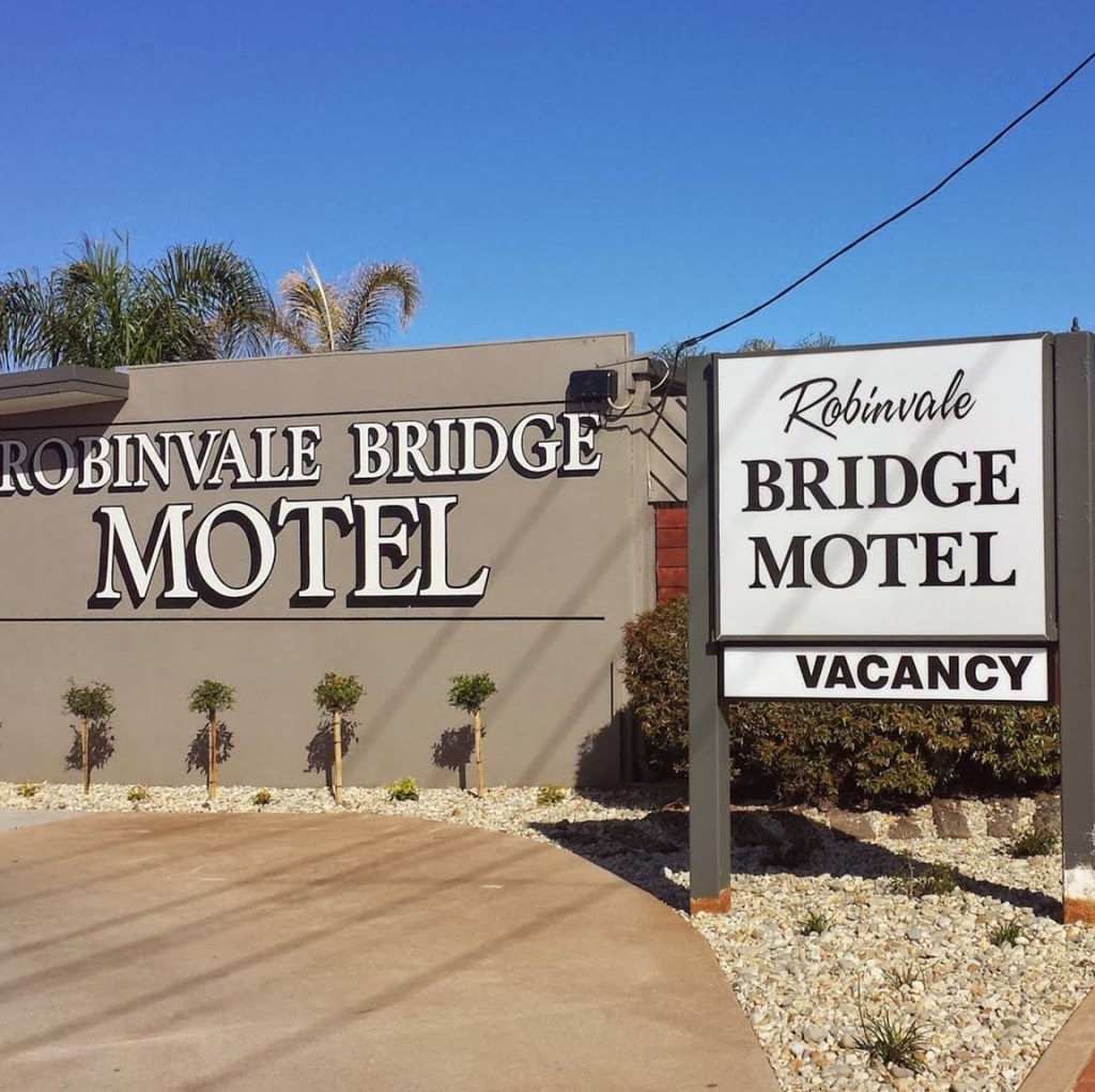 Robinvale Bridge Motel | lodging | 112 Bromley Rd, Robinvale VIC 3549, Australia | 0350264907 OR +61 3 5026 4907