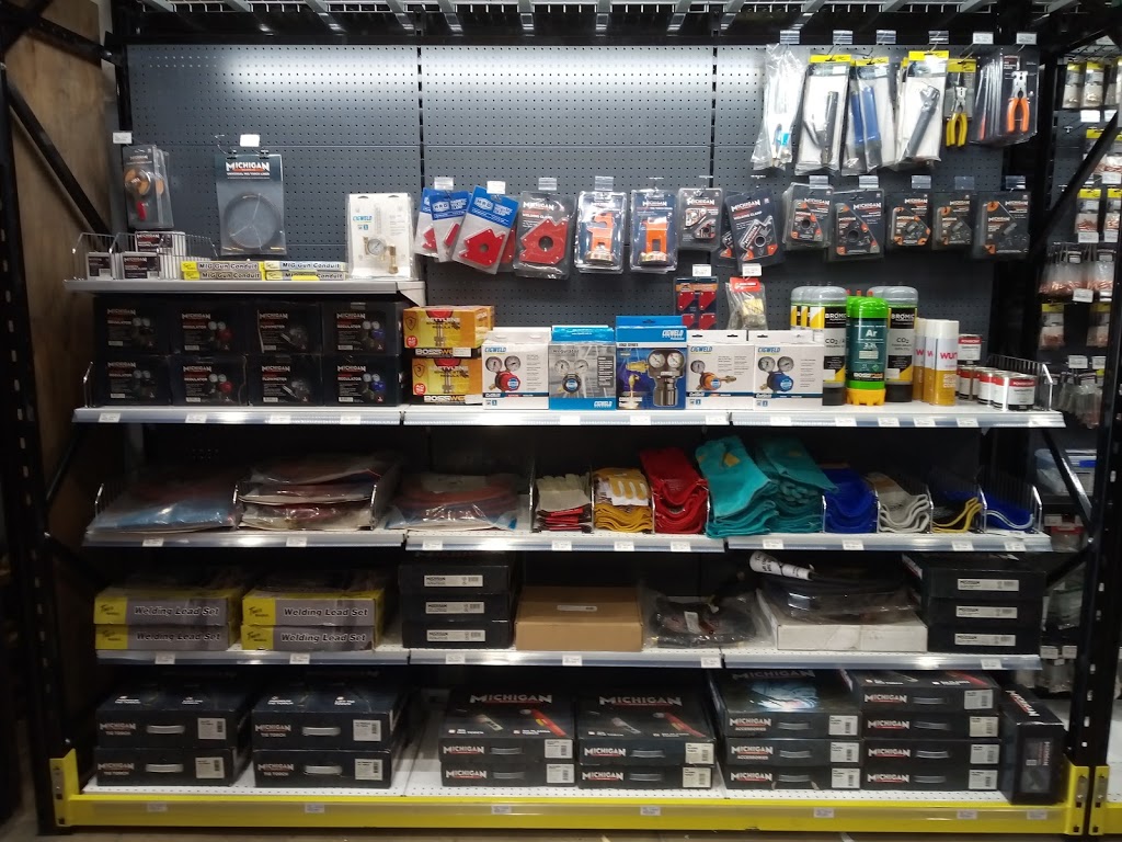 Total Tools Lansvale | hardware store | 146 Hume Hwy, Lansvale NSW 2166, Australia | 0296006777 OR +61 2 9600 6777