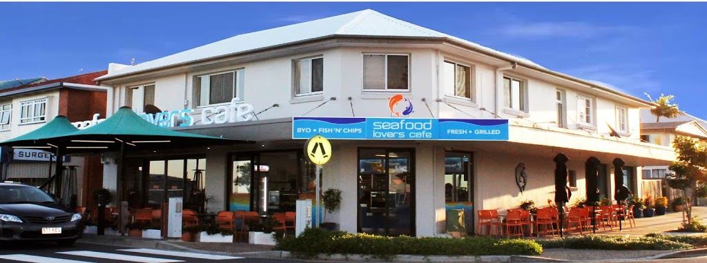 Seafood Lovers Cafe | 139 Margate Parade, Margate QLD 4019, Australia | Phone: (07) 3284 9999
