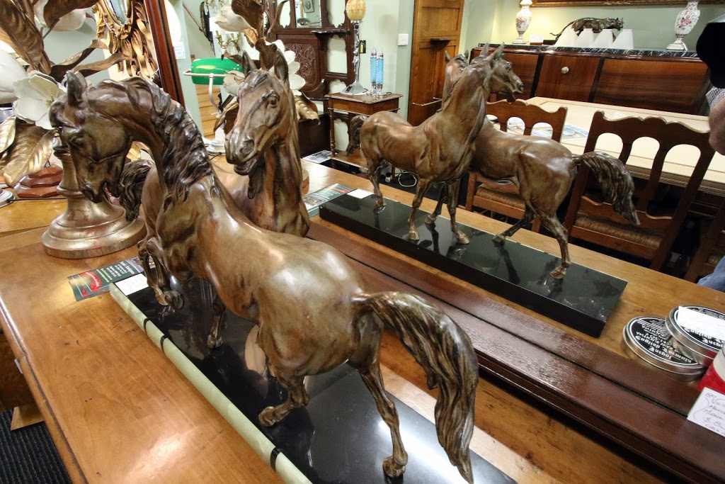 Seanic Antiques | home goods store | 673 Whitehorse Rd, Mont Albert VIC 3127, Australia | 0418326455 OR +61 418 326 455